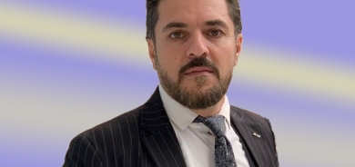 دڵشاد کاوانى سێ کتێبى نوێ چاپ و بڵاو دەکاتەوە.