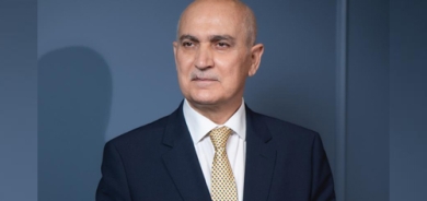 پ.د. گۆڤەند شێروانی    پسپۆڕ و تایبەتمەند لە سێكتەری نەوت و گاز  كاندیدی ژمارە 25ی لیستی 275ی پارتی لەسەر لیستی بازنەی هەولێر:     هەناردەكردنەوەی نەوتی هەرێمی كوردستان و ڕێككەوتن و لێكتێگەیشتنی سێ قۆڵی، سەركەوتنێكی دیكەی كابینەی نۆیەمی حكومەت بوو