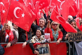 تركيا: تراشق بين إردوغان وأوزيل حول دعم الغرب