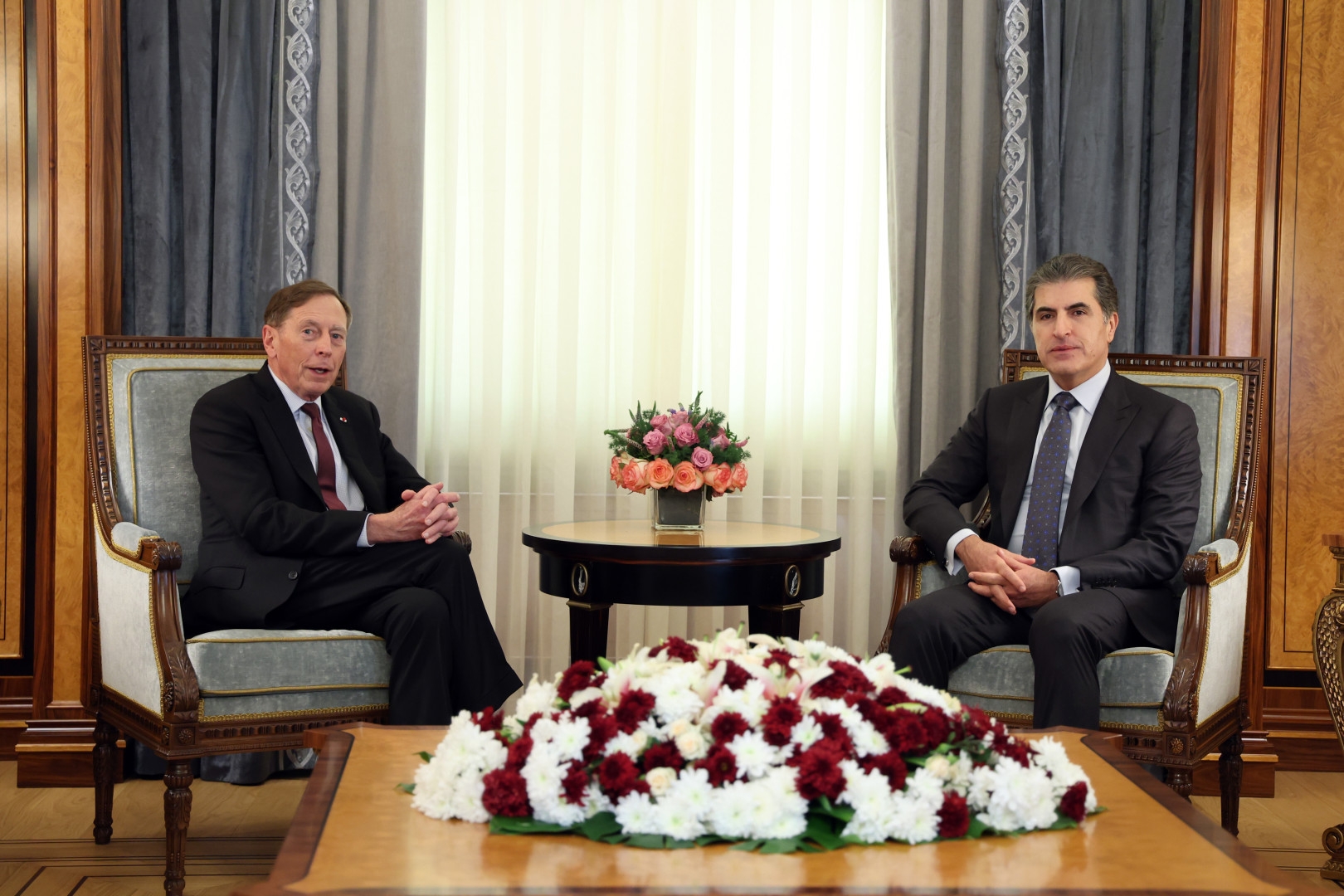 President Nechirvan Barzani Holds Key Meetings with Former CIA Director David Petraeus and Governor of Şırnak Birol Ekici