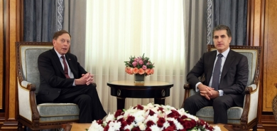 نيجيرفان بارزاني وديفيد بتريوس يؤكدان أهمية الحفاظ على أمن واستقرار المنطقة