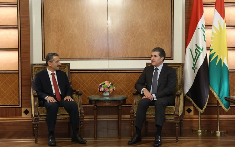 نيجيرفان بارزاني ومحافظ شرناخ يؤكدان الرغبة بتوسيع مجالات التجارة بين إقليم كوردستان وتركيا