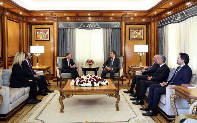 سەرۆکی هەرێمی کوردستان، پێشوازیی لە دەیڤد پێتریۆس، سەرۆکی پێشووی دەزگای هەواڵگریی ناوەندیی ئەمریکا (سی ئای ئەی) و دۆستی کۆنی عێراق و هەرێمی کوردستان کرد