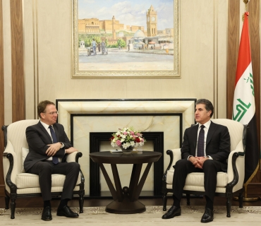 نێچيرڤان بارزانى، سه‌رۆكى هه‌رێمى كوردستان، پێشوازيى له‌ به‌ڕێز پاتریک دۆرێل، باڵیۆزی فەرەنسا لە عێراق كرد.