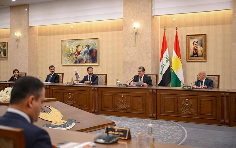 مجلس وزراء إقليم كوردستان يطالب الحكومة الاتحادية بصرف رواتب موظفي الإقليم