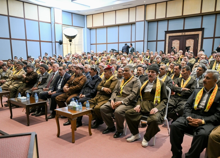 لە پیرمام سەرۆک مەسعود بارزانی لەگەڵ دەزگەی باڵای ئەیلوول و گوڵان و هێزەکانی خەبات کۆبووەوە.