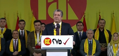 مسرور بارزاني يحث المواطنين على خوض المعركة الدستورية لحماية مكتسبات كوردستان