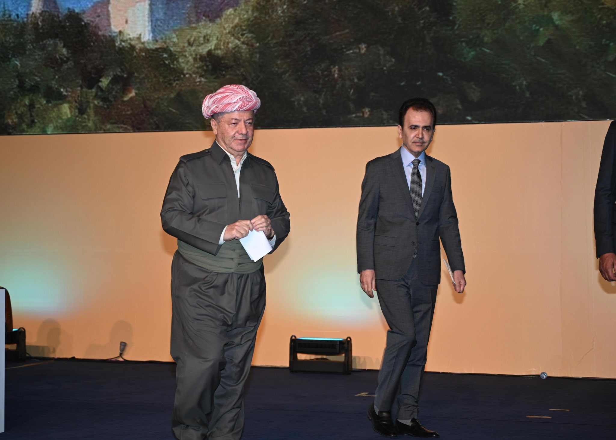 الرئيس بارزاني: سنقف أمام التحديات بالوحدة والتضامن من أجل مستقبل كوردستان