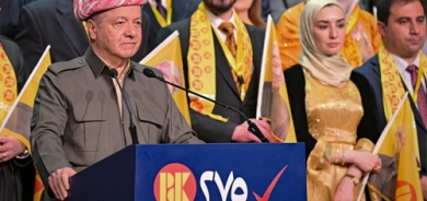 سەرۆك بارزانی  لە دەستپێكی فەرمیی بانگەشەی هەڵبژاردندا:  خۆتان بە نوێنەری هەموو خەڵكی عێراق بزانن، لە كەس مەترسن، چونكە ئێوە چیاكانی كوردستان و پارتیتان لە پشتە