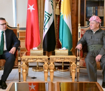 لــە پیرمام سەرۆک مسعود بارزانی پێشوازی لە بەڕێز ئانڵ بۆرا ئینان باڵیۆزی تورکیا لە عێراق کرد