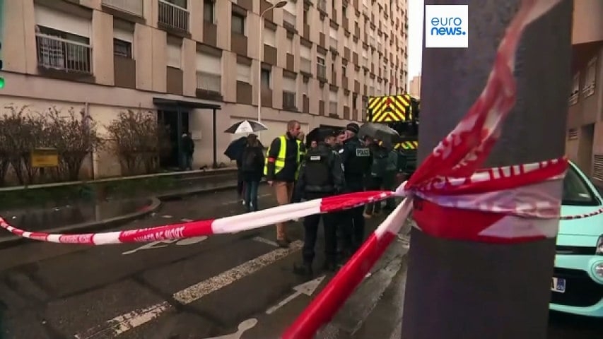 ئاگرێکی کوشندە لە شاری لیۆنی پایتەختی فەرەنسا کەوتەوە