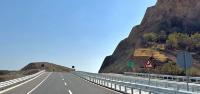 ناشط: مشاريع الديمقراطي الكوردستاني دفعت 