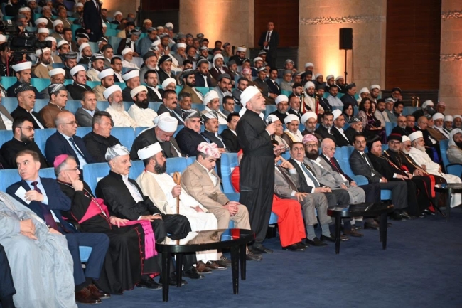 ئەوەی مەلا كردیان كەس نەیكرد  دیداری سەرۆك بارزانی و زانایانی ئایینی