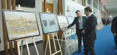 مسرور بارزاني يصل قاعة انعقاد مؤتمر التعريف بالإبادة الجماعية للكورد في جامعة دهوك