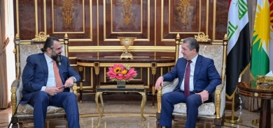 رئيس الحكومة يستقبل الشيخ نهرو الشيخ محمد الكسنزاني