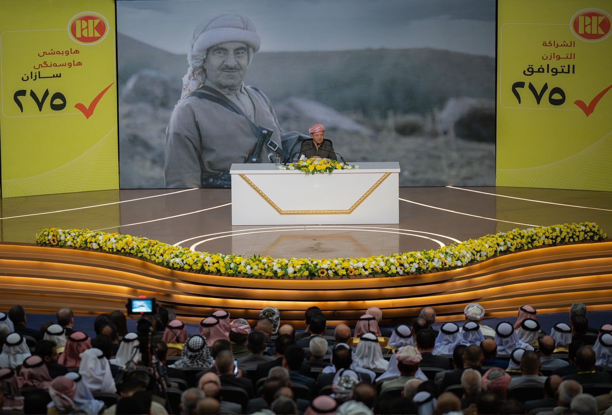 الرئيس بارزاني لشيوخ ووجهاء نينوى وسنجار : مرشحو الديمقراطي الكوردستاني سيكونون ممثلين عن كل مكونات العراق