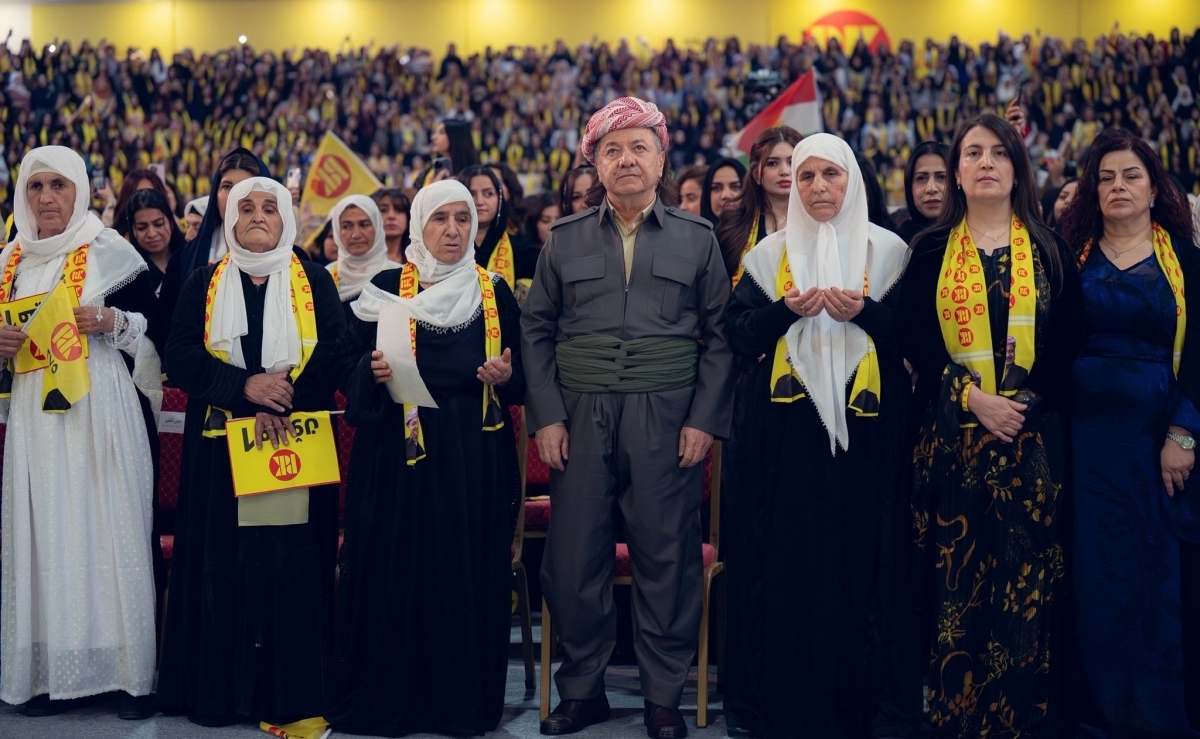 Barzani Compares Kurdistan Salary Cuts to Historical Atrocities, Warns of Existential Threats