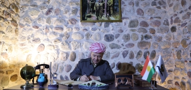 الرئيس بارزاني يزور قشلة زاخو وكورنيش المدينة ويشيد بجمالها وازدهارها