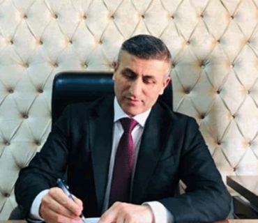 دوو باڵی یەک هەڵۆ