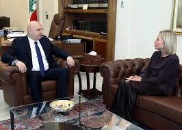 الرئيس اللبناني يجدد دعوته للتفاوض مع إسرائيل