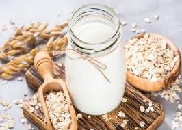 الصويا والشوفان واللوز والأرز: هل هي بدائل صحية للحليب؟