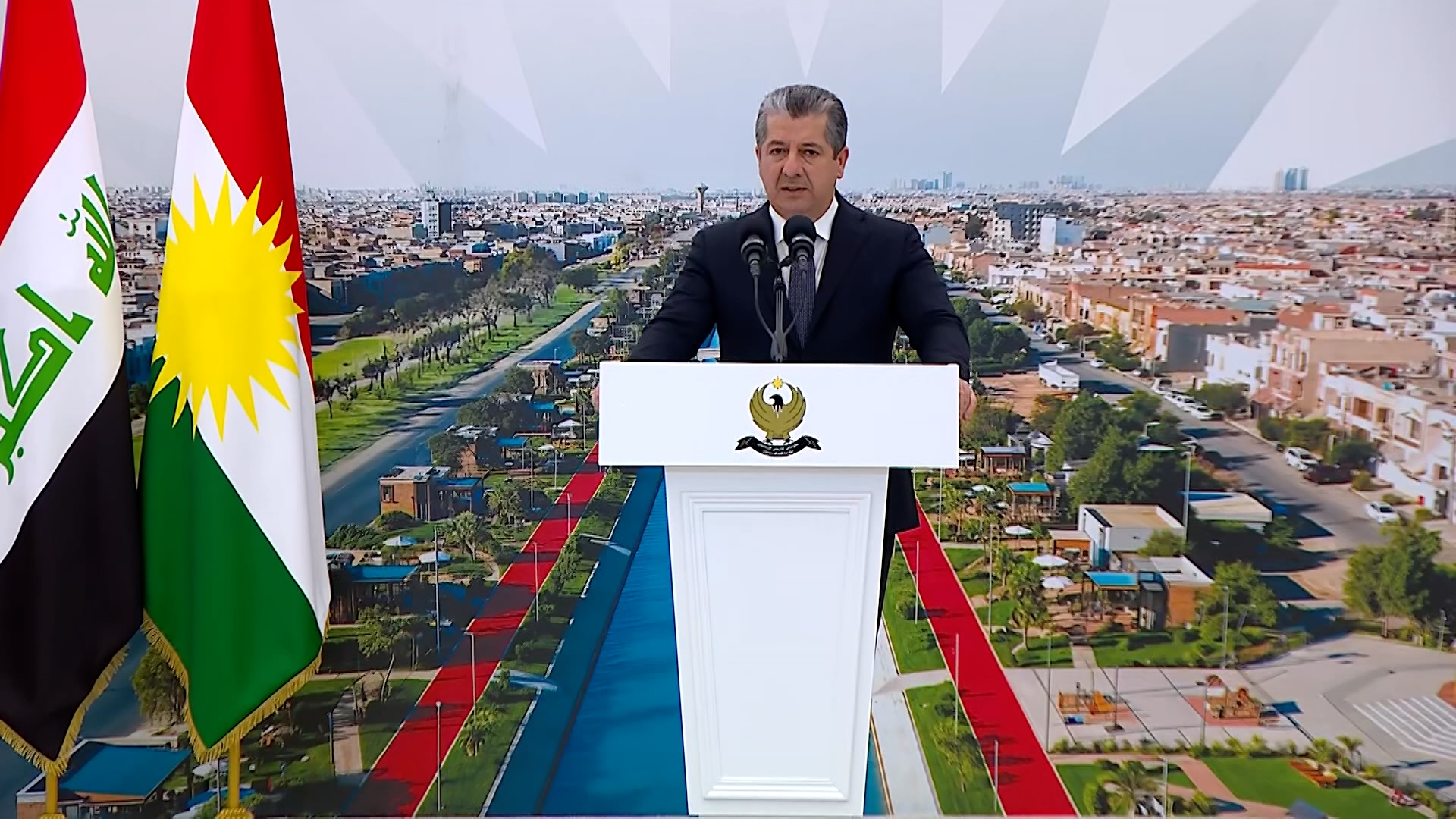 مسرور بارزاني يضع حجر الأساس لمشروع «ريرەوی ژیان» (مسار الحياة) ويعلن انطلاق مرحلة جديدة في تنمية العاصمة أربيل