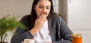 ما أبرز أسباب الغثيان بعد تناول الطعام؟ وكيف تتخلص منه؟