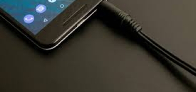 هل يجب فصل الشواحن عند الانتهاء من استخدامها؟