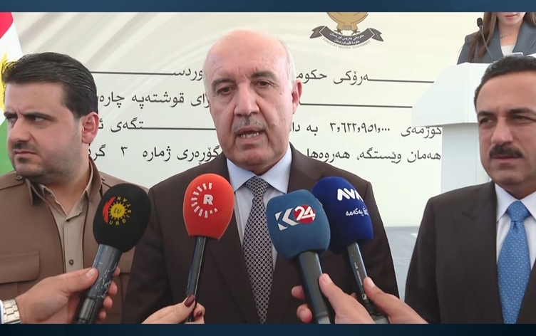 وزير الثروات الطبيعية : سلّمنا أكثر من 8 ملايين برميل نفط لشركة سومو