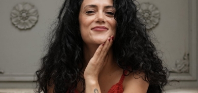 نیهال گەنج بۆ گوڵان:ئەگەر ڕەخنەش لە ئافرەتانی هونەرمەند بگرن، با بە زمانی نەرم و ئەرێنی بێت