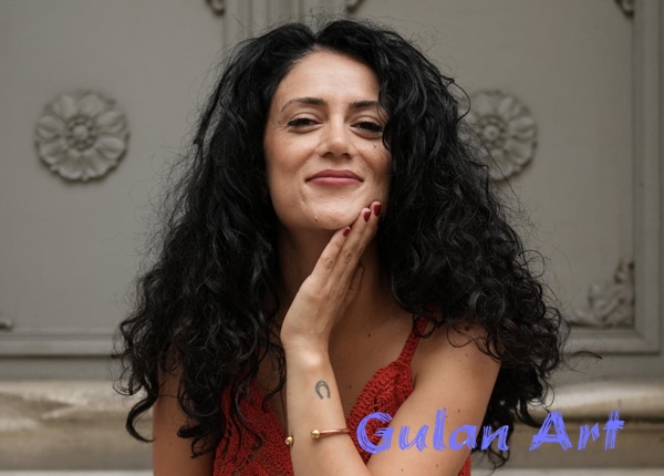 نیهال گەنج بۆ گوڵان:ئەگەر ڕەخنەش لە ئافرەتانی هونەرمەند بگرن، با بە زمانی نەرم و ئەرێنی بێت