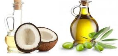 زيت جوز الهند أم زيت الزيتون: أيهما أفضل لصحة قلبك؟