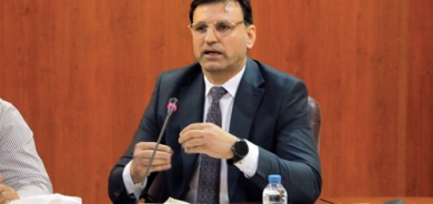 سەڵاحەدین سیامەند  سەرۆكی یەكێتی تۆپی پێی كوردستان:     هەتا ژێرخان و گوتاری وەرزشیی خۆمانمان نەبێت، ناتوانین وەرزش بكەینە ئامرازێك بۆ ناسنامەی نەتەوەییمان