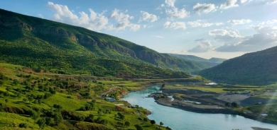 بكلفة 850 مليون دينار.. مشاريع خاصة بالطرق والسياحة قيد التنفيذ في منطقتين بإدارة سوران