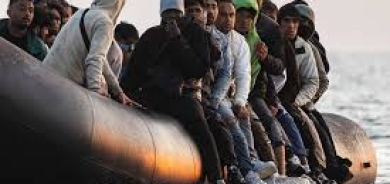 بريطانيا تقلّص هامش الحماية للاجئين وتوقف استفادتهم التلقائية من الإعانات