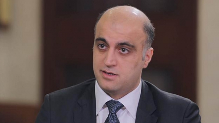 عزيز احمد: نسلم النفط ونحول جزء من الإيرادات غير النفطية لبغداد ورواتب كوردستان لشهر أيلول لم تُرسل بعد