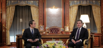 نێچيرڤان بارزانى، سه‌رۆكى هه‌رێمى كوردستان، پێشوازيى له‌ به‌ڕێز لى جۆن ئيل، باڵيۆزى نوێى كۆرياى باشوور له‌ عێراق كرد.