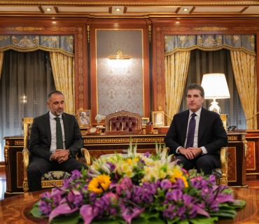 نێچيرڤان بارزانى، سه‌رۆكى هه‌رێمى كوردستان، پێشوازيى له‌ به‌ڕێز ئيرفان سديق، باڵيۆزى به‌ريتانيا له‌ عێراق و شاندێكى ياوه‌رى كرد.