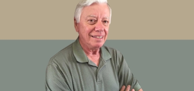 پڕۆفیسۆر جۆن كینكیاد  پسپۆر و تایبەتمەند لە سیستمی فیدڕاڵی و حكومەتە لۆكاڵەكان بۆ گوڵان:     دەبێت مافی ڕیفراندۆم بەو نەتەوانە بدرێت كە بە زەبری هێز و ناچاری بە دەوڵەتێكەوە لكێنراون