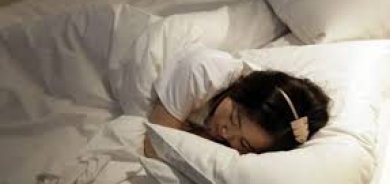 الوقت الذي تستغرقه لتنام قد يكشف مشكلات صحية خفية