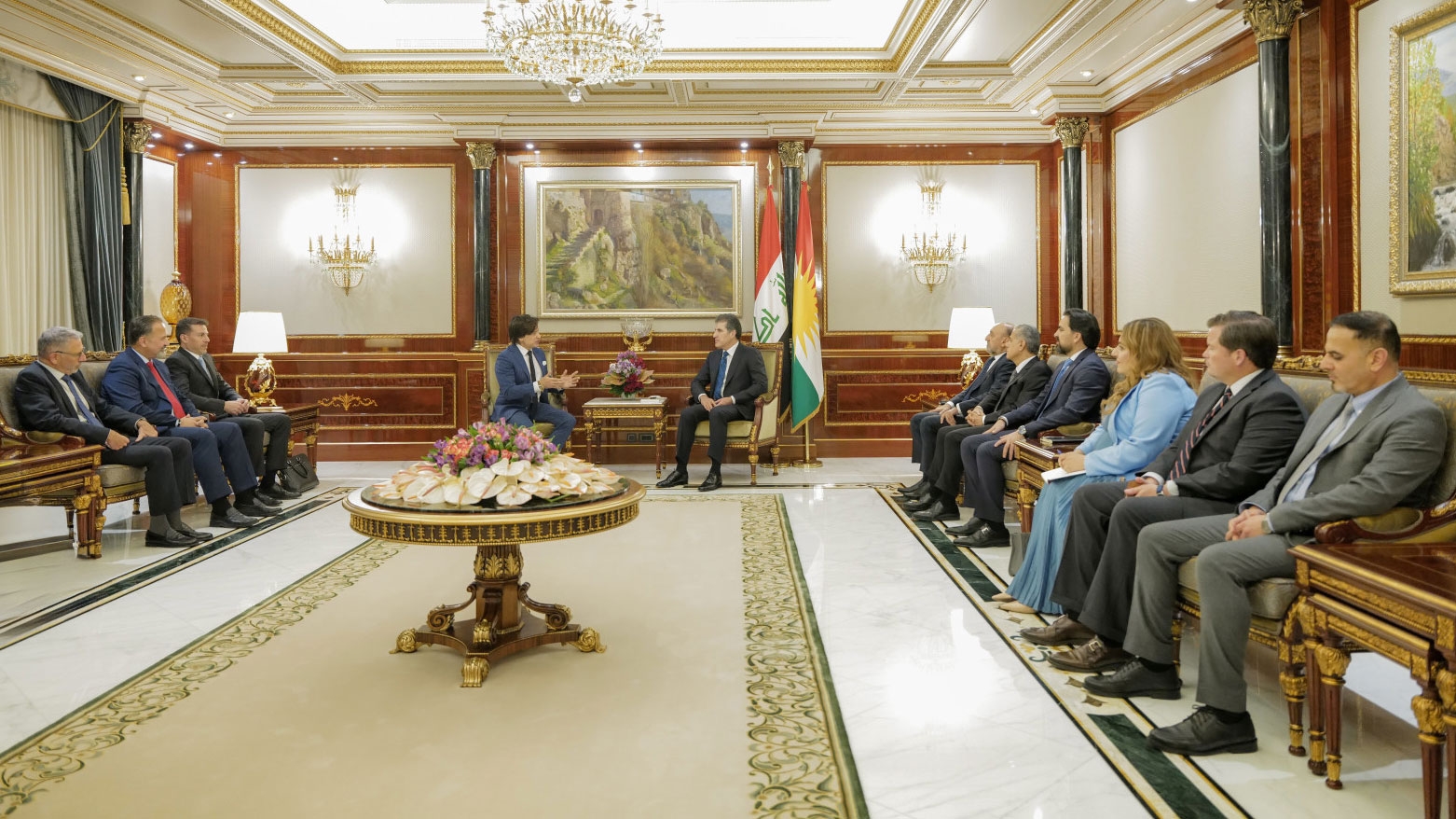 نيجيرفان بارزاني يؤكد على تعزيز العلاقات التجارية مع الولايات المتحدة