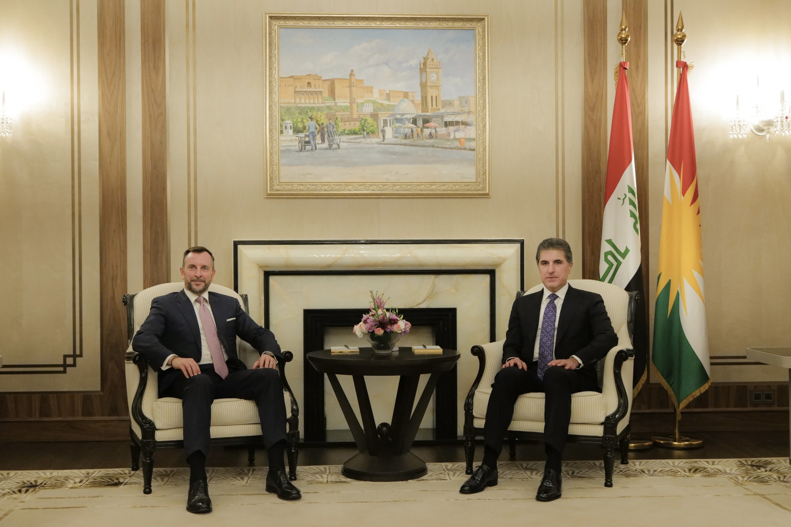 ســـه‌رۆكى هه‌رێمى كوردستان نێچيرڤان بارزانى و باڵيۆزى ئيتاڵيا دۆخی عێراق و هه‌رێمی کوردستان تاوتوێ ده‌که‌ن