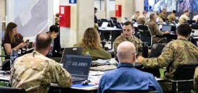 إسرائيل تُخلي بؤرة استيطانية وسط عنف في الضفة