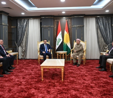 لە شاری دهۆک سەرۆک مەسعود بارزانی، لەگەڵ محەممەد شیاع سودانی سەرۆک وەزیرانی عێراقی فیدڕاڵ کۆبووەوە.