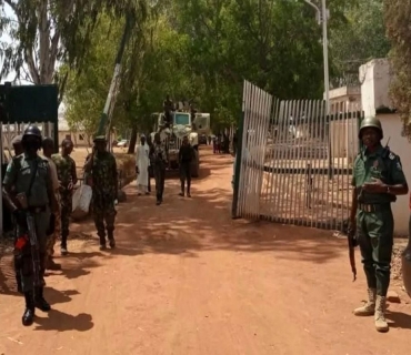 لە وڵاتی نەیجیریا ٢٢٧ خوێندکار و مامۆستا ڕفێندران