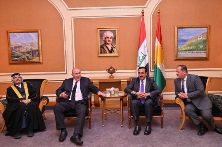 أياد علاوي يصل العاصمة أربيل