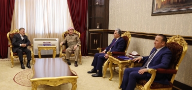 لە پیرمام سەرۆك مەسعود بارزانی پێشوازی لە بەڕێز عزەت شابەندەر کەسایەتیی سیاسیی عێراقی کرد.