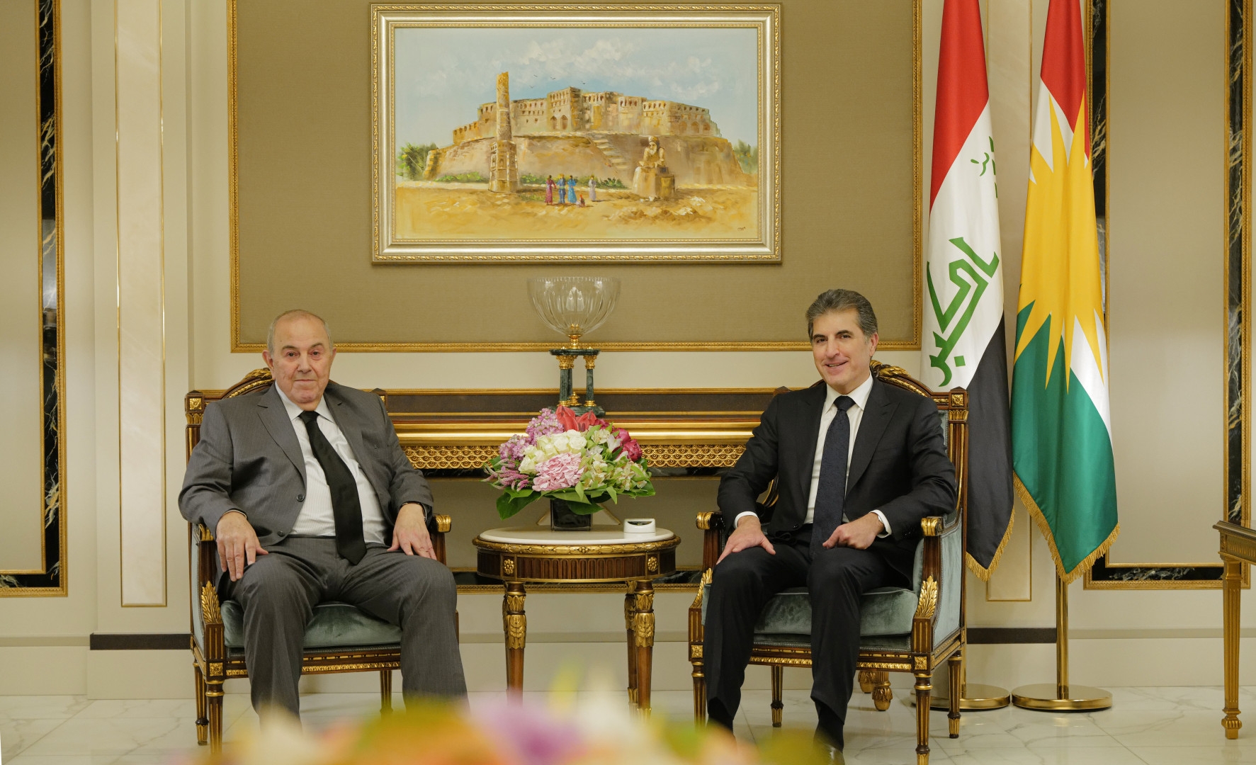 نێچيرڤان بارزانی، سه‌رۆكى هه‌رێمى كوردستان، له‌گه‌ڵ بەڕێز دکتۆر ئەیاد عەللاوی، سەرۆکی بزووتنەوەی ویفاقی نیشتمانیی عێراقی و شاندێکی یاوەری، كۆبووه‌وه‌.