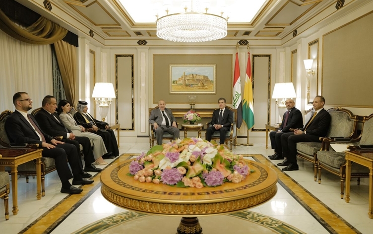 نيجيرفان بارزاني وإياد علاوي يبحثان الأوضاع السياسية ونتائج انتخابات البرلمان العراقي