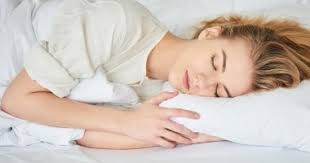 كيف يؤثّر الميلاتونين على نومك؟